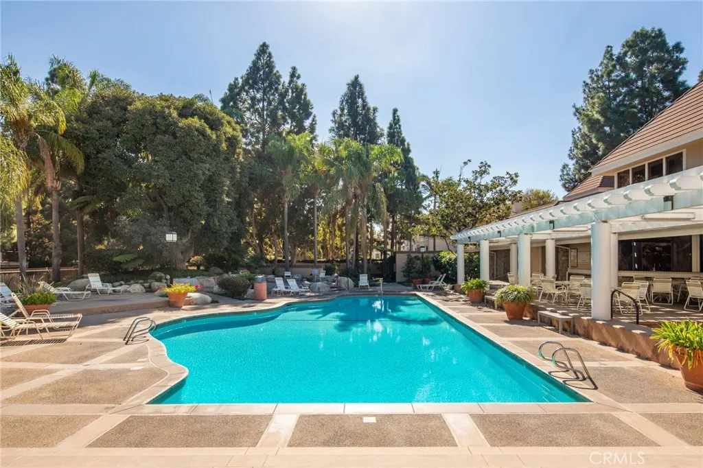 2571 Plaza Del Amo 107, Torrance, California 90503 home-pic-26