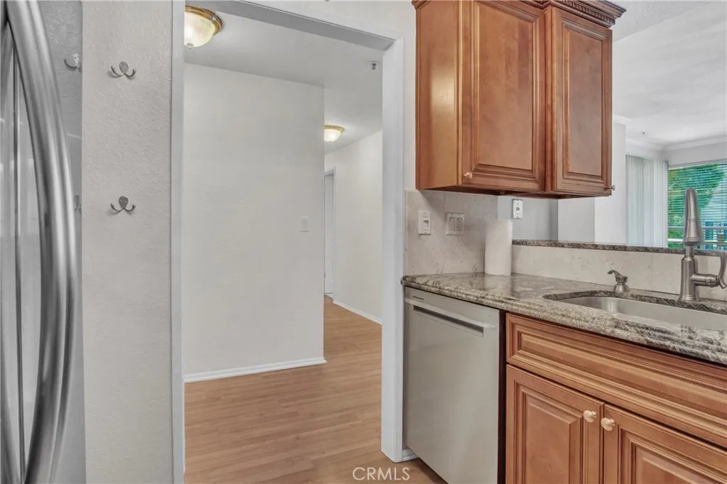 2571 Plaza Del Amo 107, Torrance, California 90503 home-pic-10