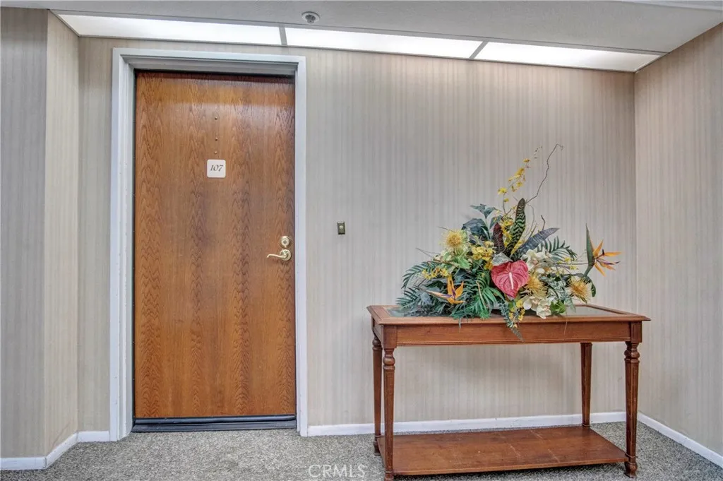 2571 Plaza Del Amo 107, Torrance, California 90503 home-pic-22