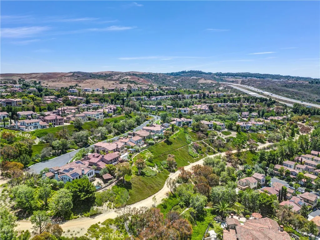 25 Village Way, Irvine, California 92603 home-pic-51