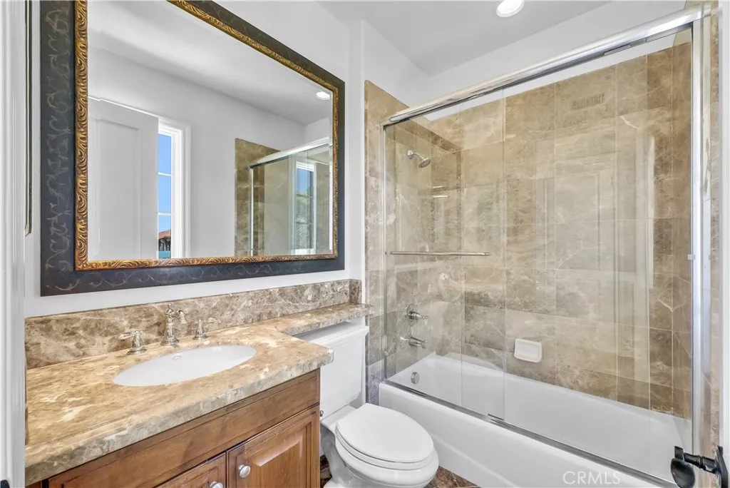 25 Village Way, Irvine, California 92603 home-pic-27