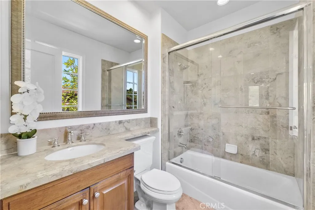 25 Village Way, Irvine, California 92603 home-pic-33