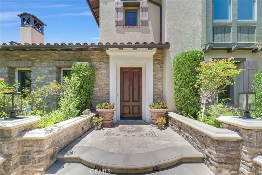 25 Village Way, Irvine, California 92603 home-pic-3