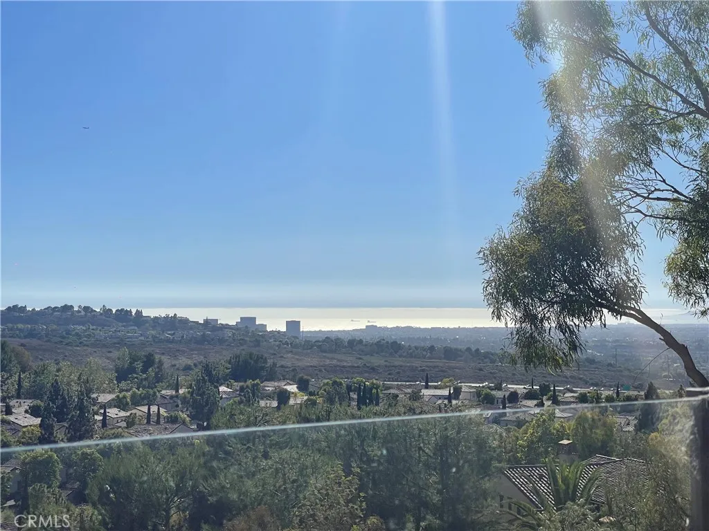 25 Village Way, Irvine, California 92603 home-pic-1