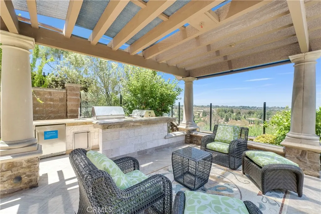 25 Village Way, Irvine, California 92603 home-pic-42