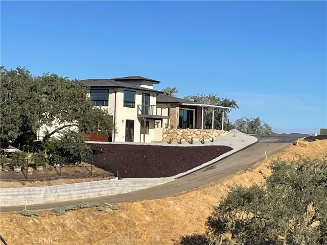 2840 Edgewood Court, Paso Robles, California 93446