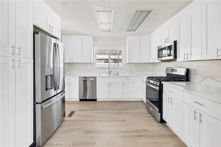 770 Porterfield Drive, San Jacinto, California 92582
