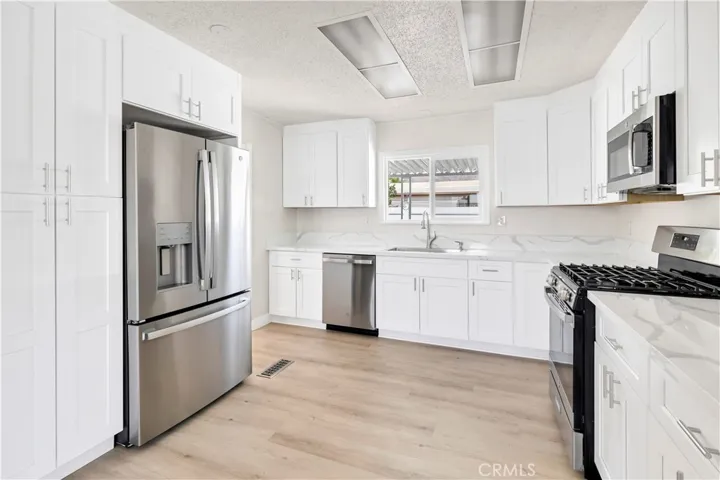 770 Porterfield Drive, San Jacinto, California 92582