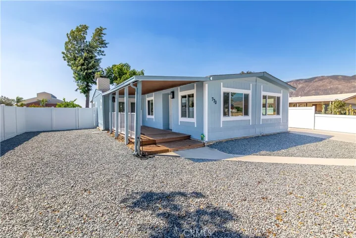 770 Porterfield Drive, San Jacinto, California 92582