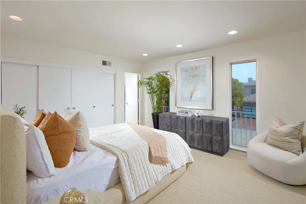 29 Linda, Newport Beach, California 92660 home-pic-28