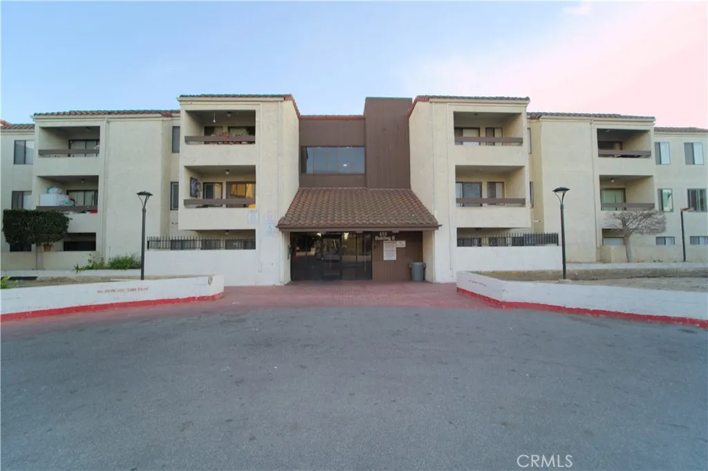 600 W Third St B211, Santa Ana, California 92701 home-pic-12
