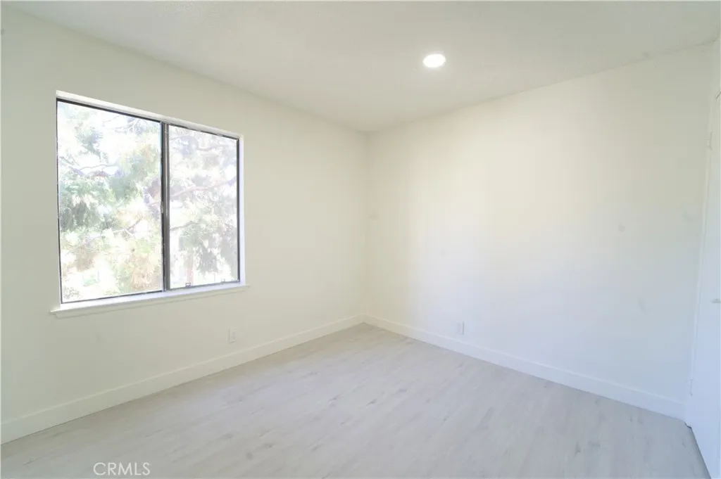 600 W Third St B211, Santa Ana, California 92701 home-pic-5