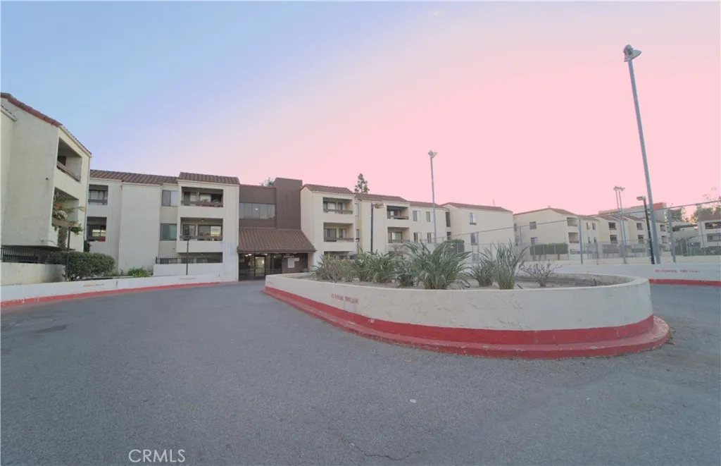 600 W Third St B211, Santa Ana, California 92701 home-pic-8