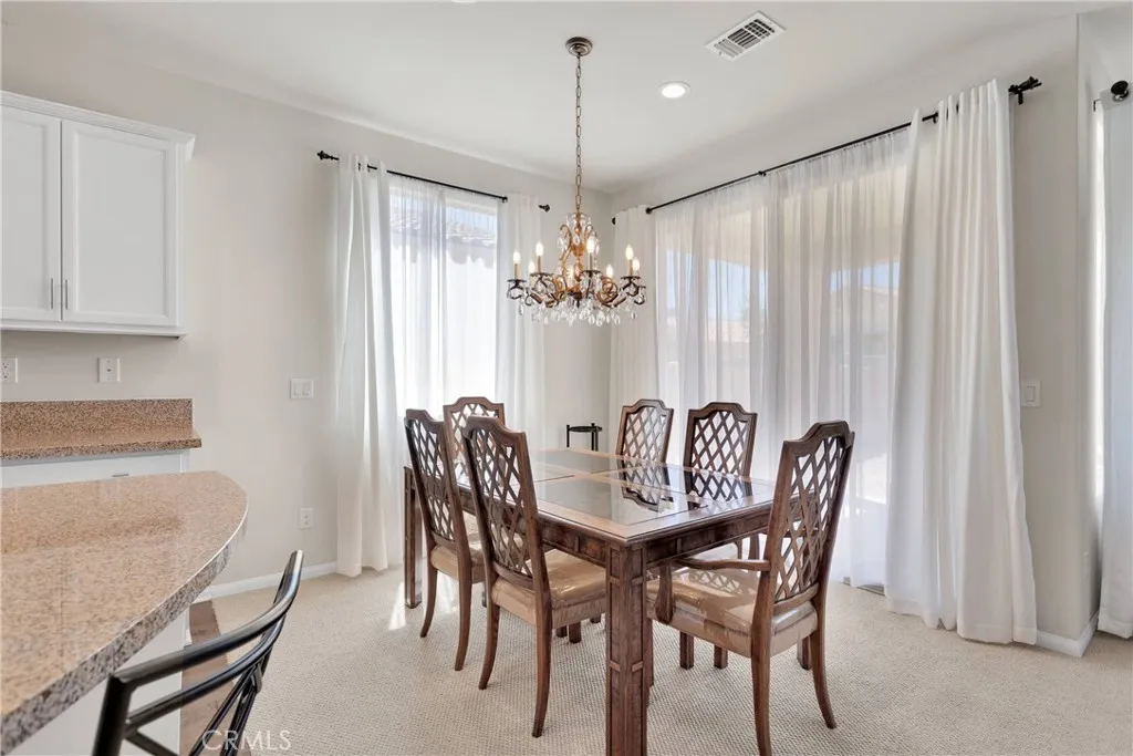 18935 Lariat Street, Apple Valley, California 92308 home-pic-9