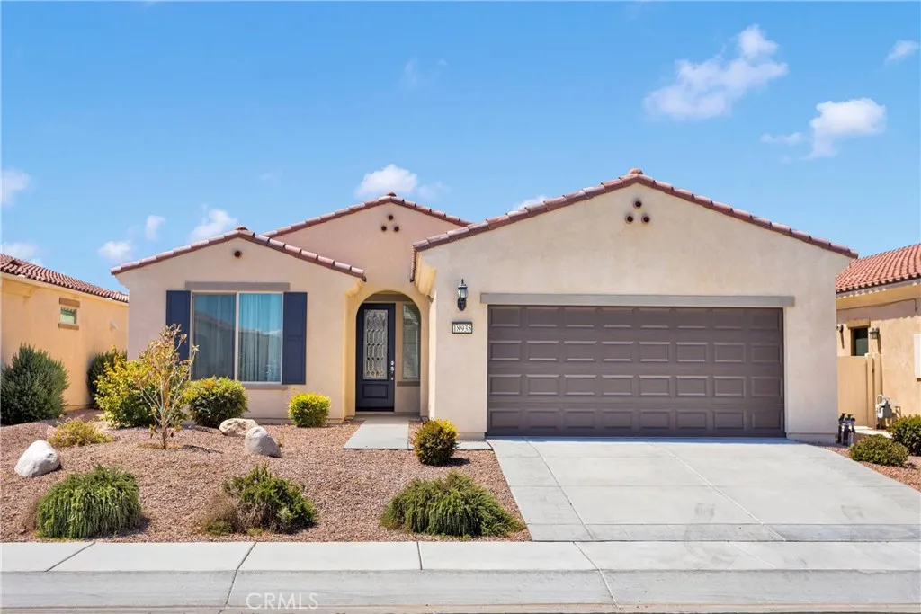 18935 Lariat Street, Apple Valley, California 92308 home-pic-1