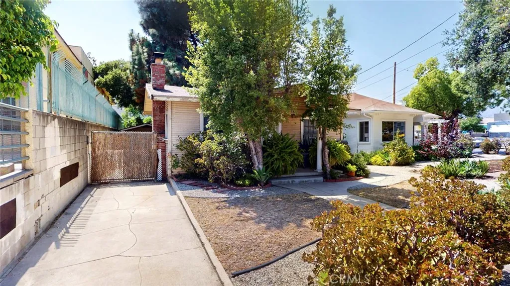 241 N Verdugo Road, Glendale, California 91206 home-pic-2