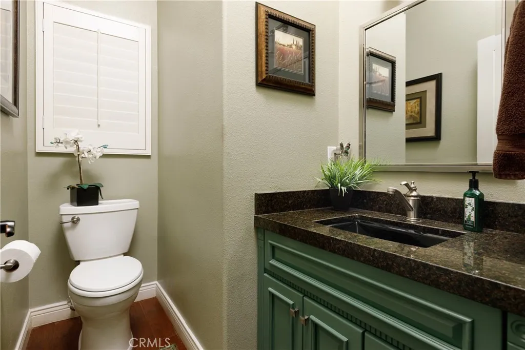 28575 Manitoba Drive, Lake Arrowhead, California 92352 home-pic-15