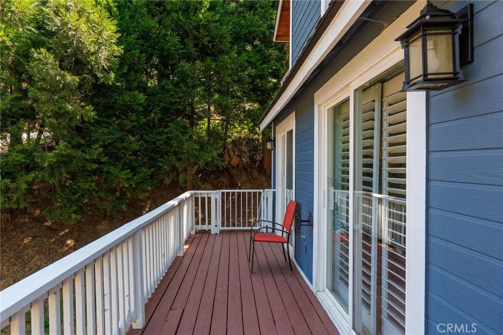 28575 Manitoba Drive, Lake Arrowhead, California 92352 home-pic-44