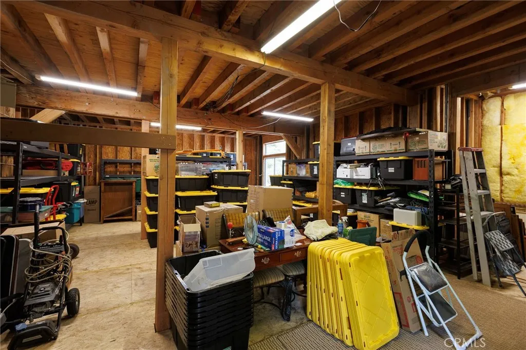 28575 Manitoba Drive, Lake Arrowhead, California 92352 home-pic-54