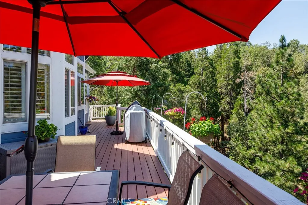 28575 Manitoba Drive, Lake Arrowhead, California 92352 home-pic-6