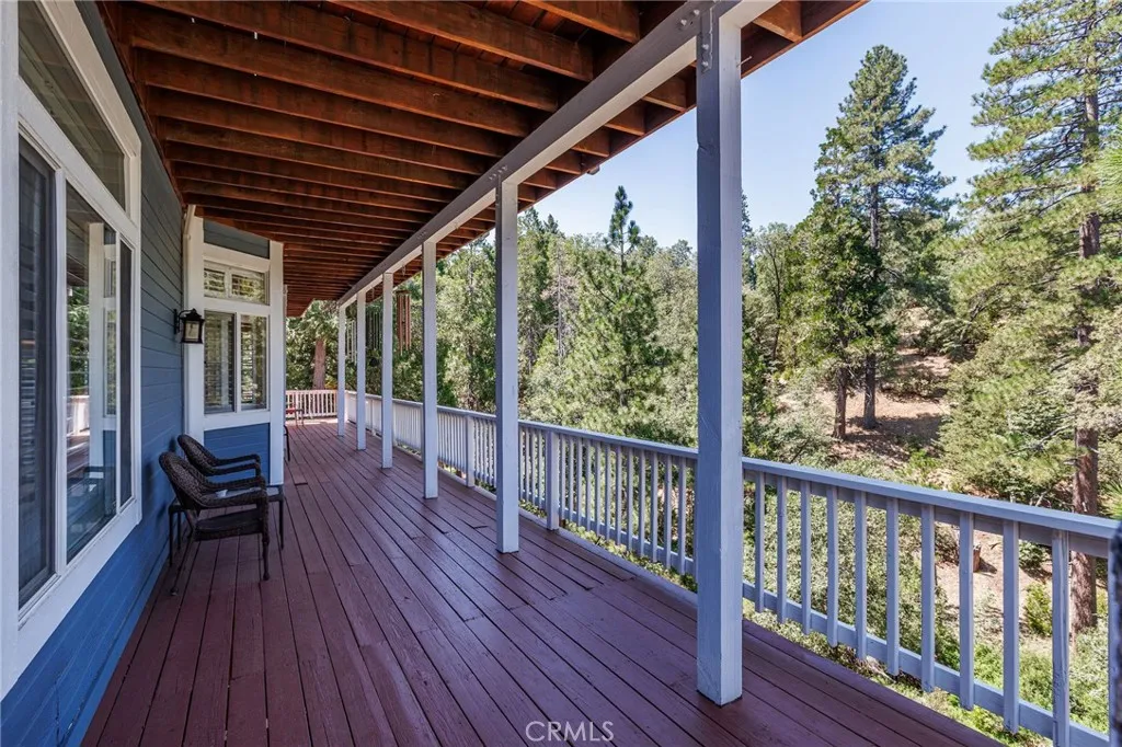 28575 Manitoba Drive, Lake Arrowhead, California 92352 home-pic-43