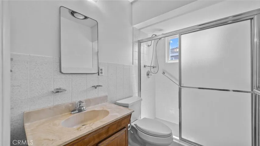 907 Thomas Avenue, Redlands, California 92374