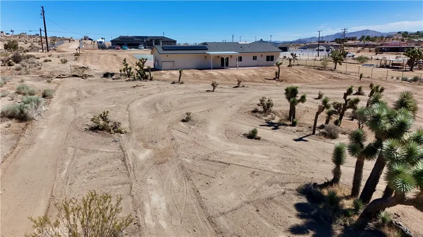 22421 Ocotillo Way, Apple Valley, California 92308