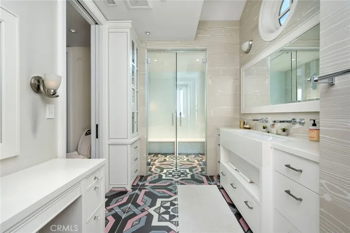 Upstairs Bathroom