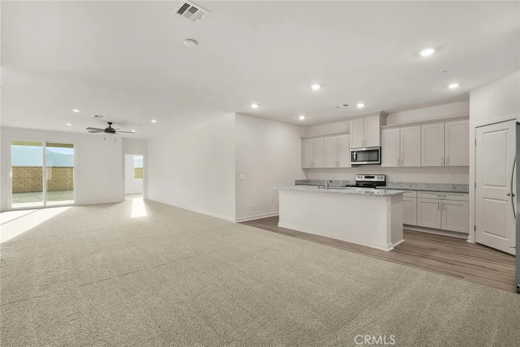 3047 Harvest Lane, San Jacinto, California 92582 home-pic-4
