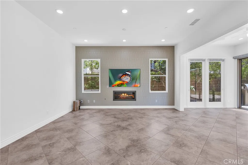 65 Rexford, Irvine, California 92620 home-pic-7