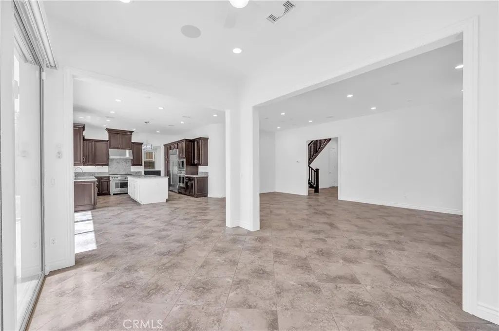 65 Rexford, Irvine, California 92620 home-pic-8