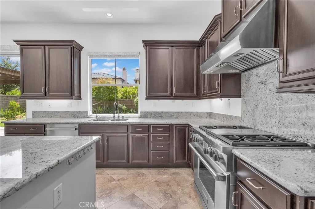 65 Rexford, Irvine, California 92620 home-pic-11