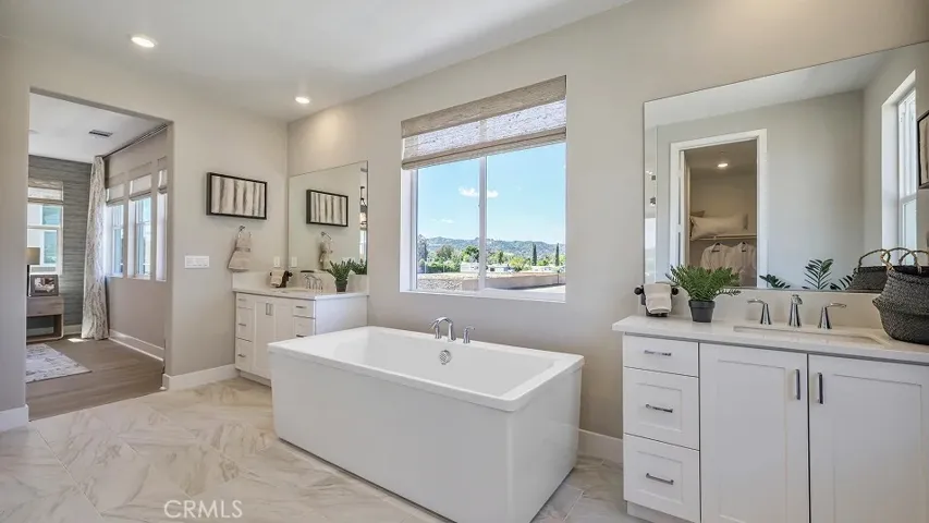Photos shown are of model only- not actual homesite.
