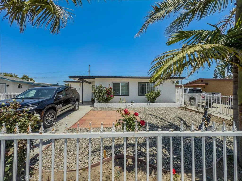15712 Madris Avenue, Norwalk, California 90650, 4 Bedrooms Bedrooms, ,2 BathroomsBathrooms,Residential,For Sale,Madris,RS25146669