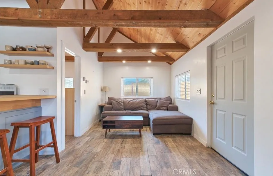 380 Canvasback Drive, Big Bear Lake, California 92315 home-pic-11