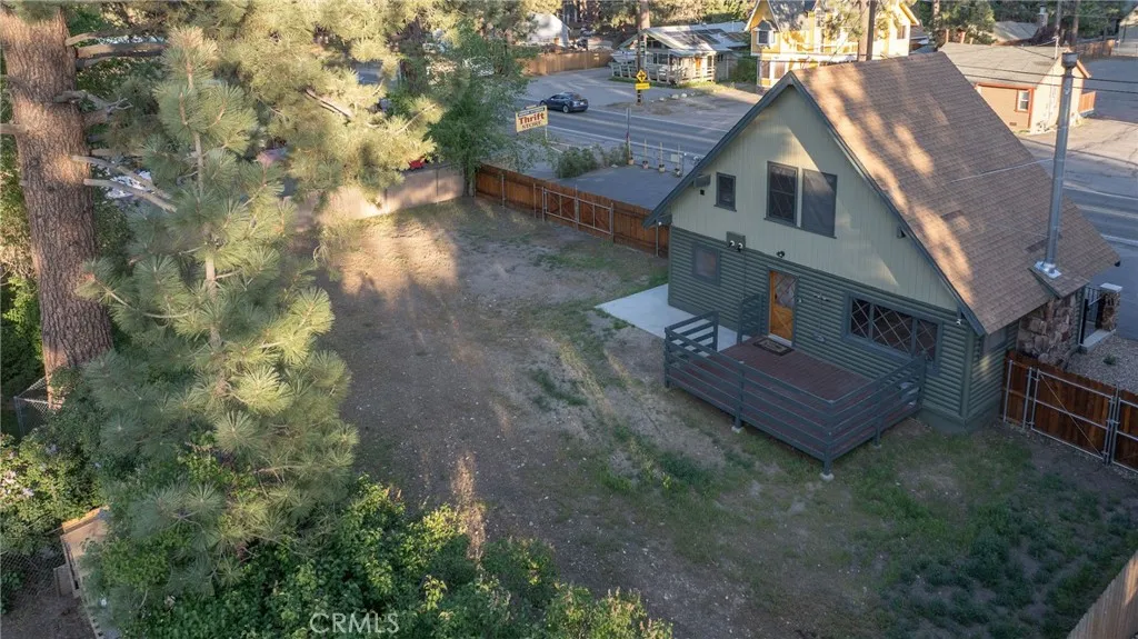 1025 W Big Bear Boulevard, Big Bear City, California 92314 home-pic-7