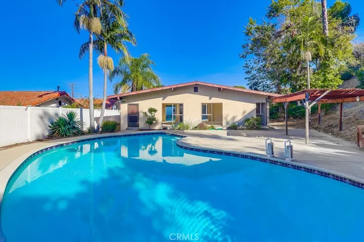27909 Alaflora Drive, Rancho Palos Verdes, California 90275