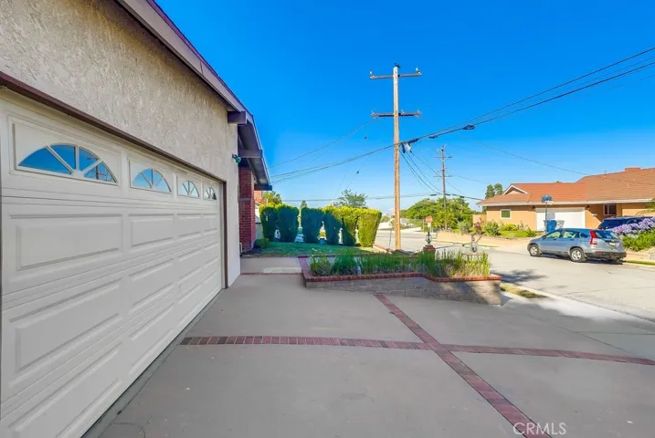 27909 Alaflora Drive, Rancho Palos Verdes, California 90275