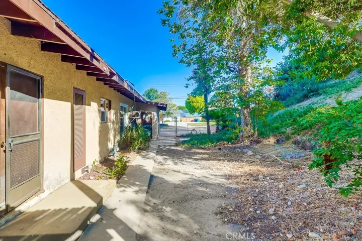 27909 Alaflora Drive, Rancho Palos Verdes, California 90275