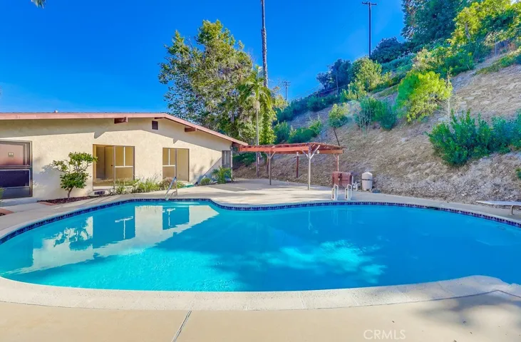 27909 Alaflora Drive, Rancho Palos Verdes, California 90275