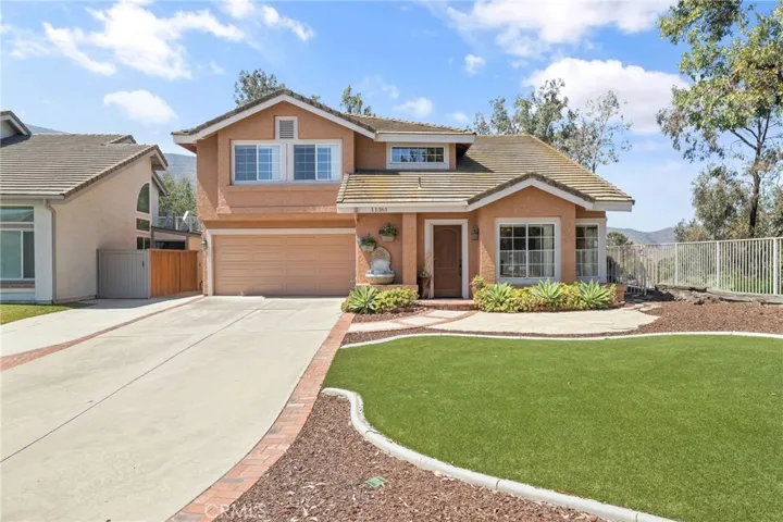 11361 Foxglove Lane, Corona, California 92878