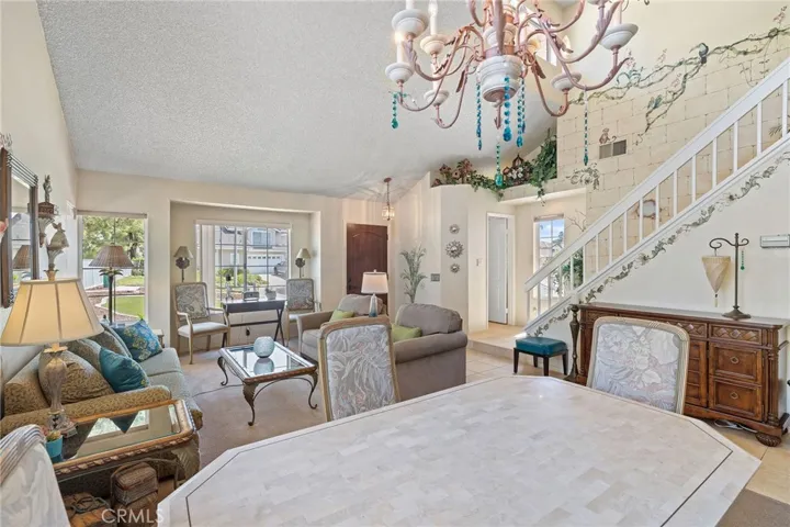 11361 Foxglove Lane, Corona, California 92878