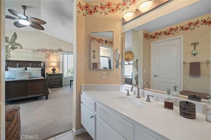 11361 Foxglove Lane, Corona, California 92878
