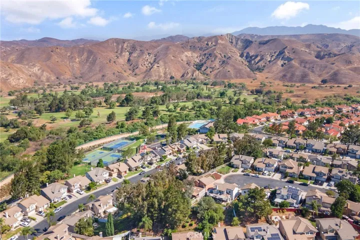 11361 Foxglove Lane, Corona, California 92878