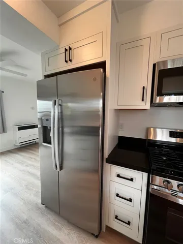 31863 8th Avenue 2, Laguna Beach, California 92651