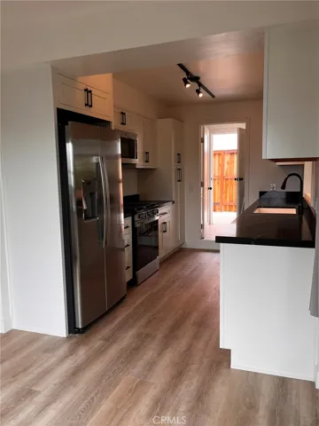 31863 8th Avenue 2, Laguna Beach, California 92651