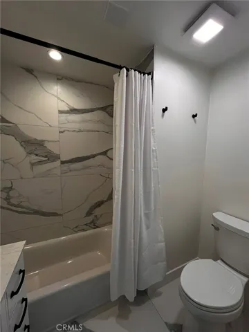 31863 8th Avenue 2, Laguna Beach, California 92651