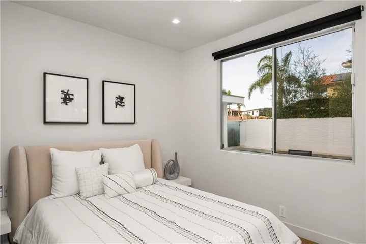 1st floor bedroom with ensuite
