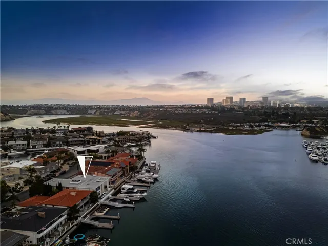 323 Morning Star Lane, Newport Beach, California 92660