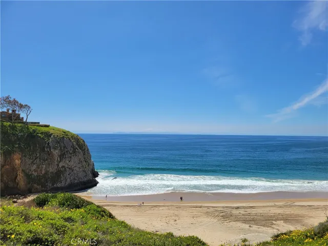 El Morro Beach is on the boarder of Newport & Laguna Beach